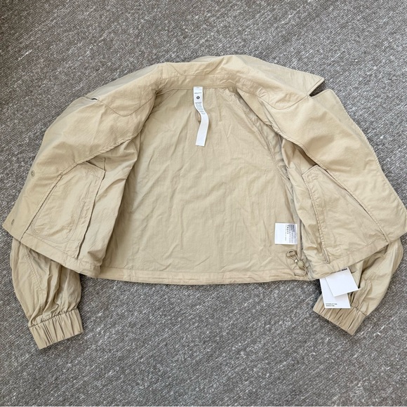 Lululemon Cropped Trench Jacket - Picture 4 of 4
